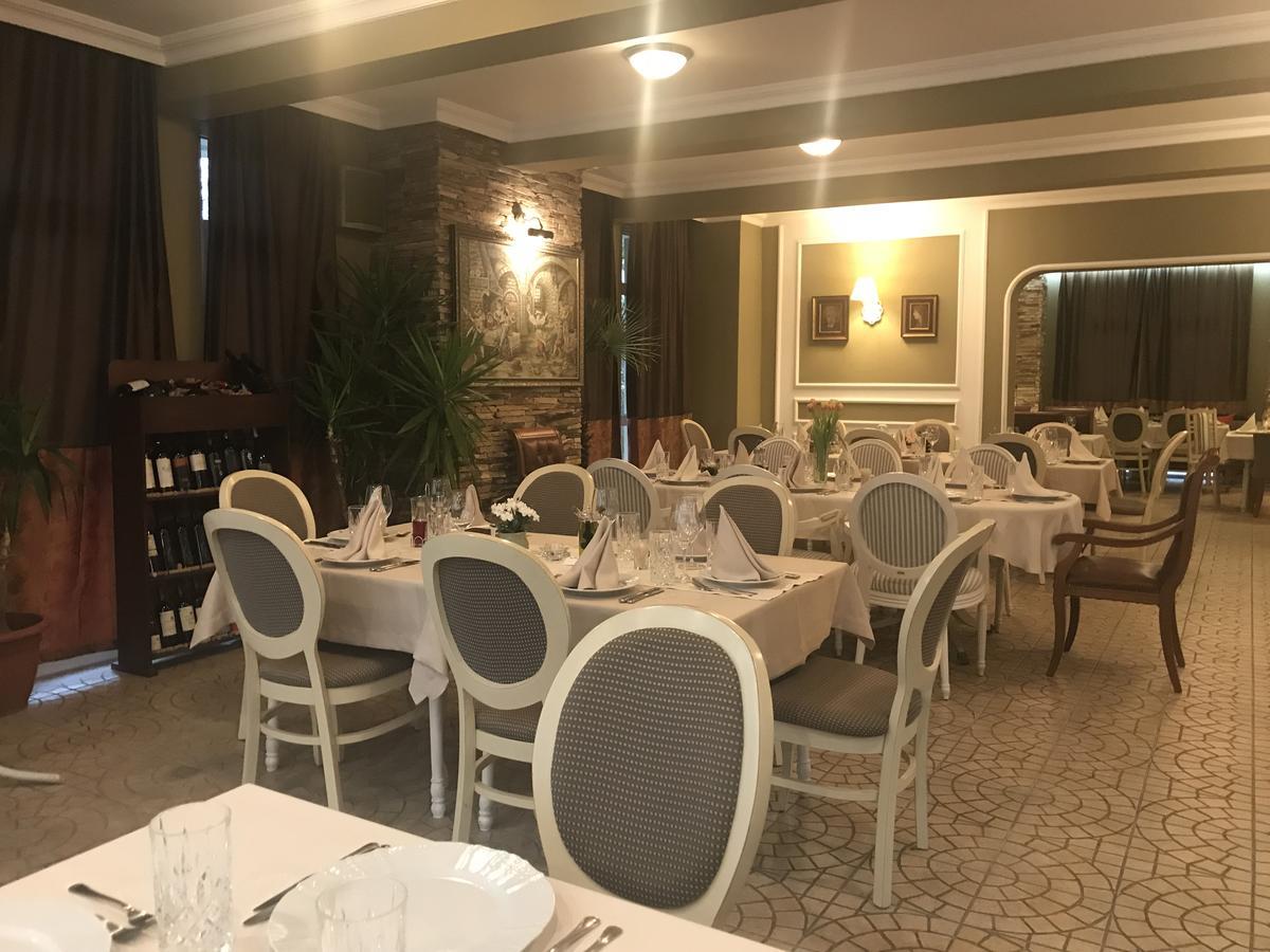 Family Hotel Garden Κάρτζαλι Εξωτερικό φωτογραφία